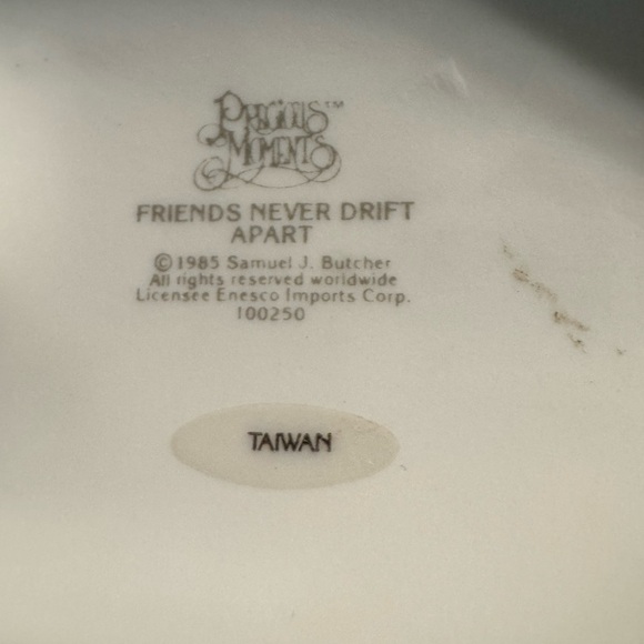 NEW Precious Moments “ Friends Never Drift Apart” 1985 - Picture 6 of 12